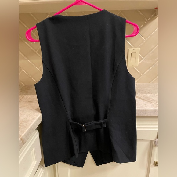 High Neck Tailored Vest - Abercrombie - Size Small - Picture 4 of 5